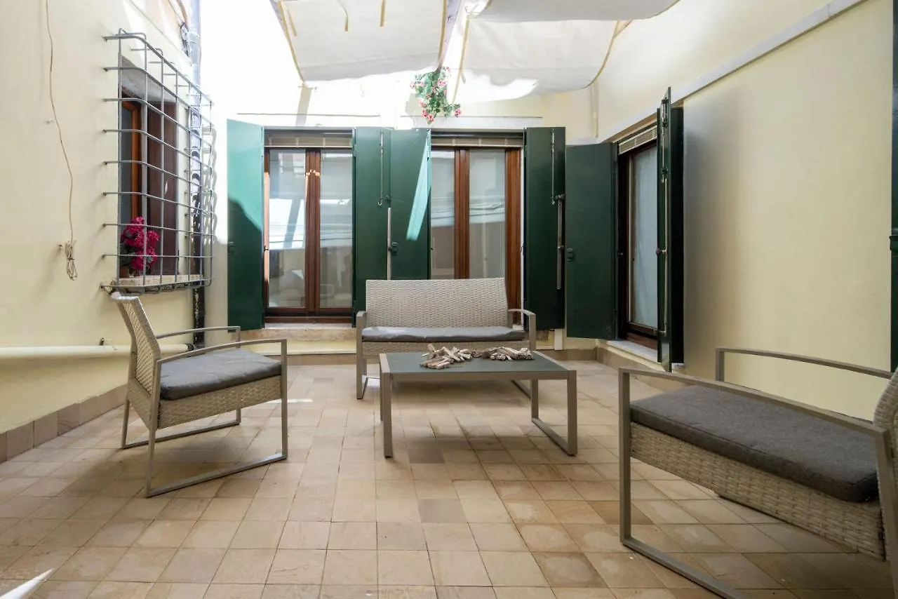 Apartament San Marco Prestige With Terrace By Wonderful Italy Wenecja 0*,