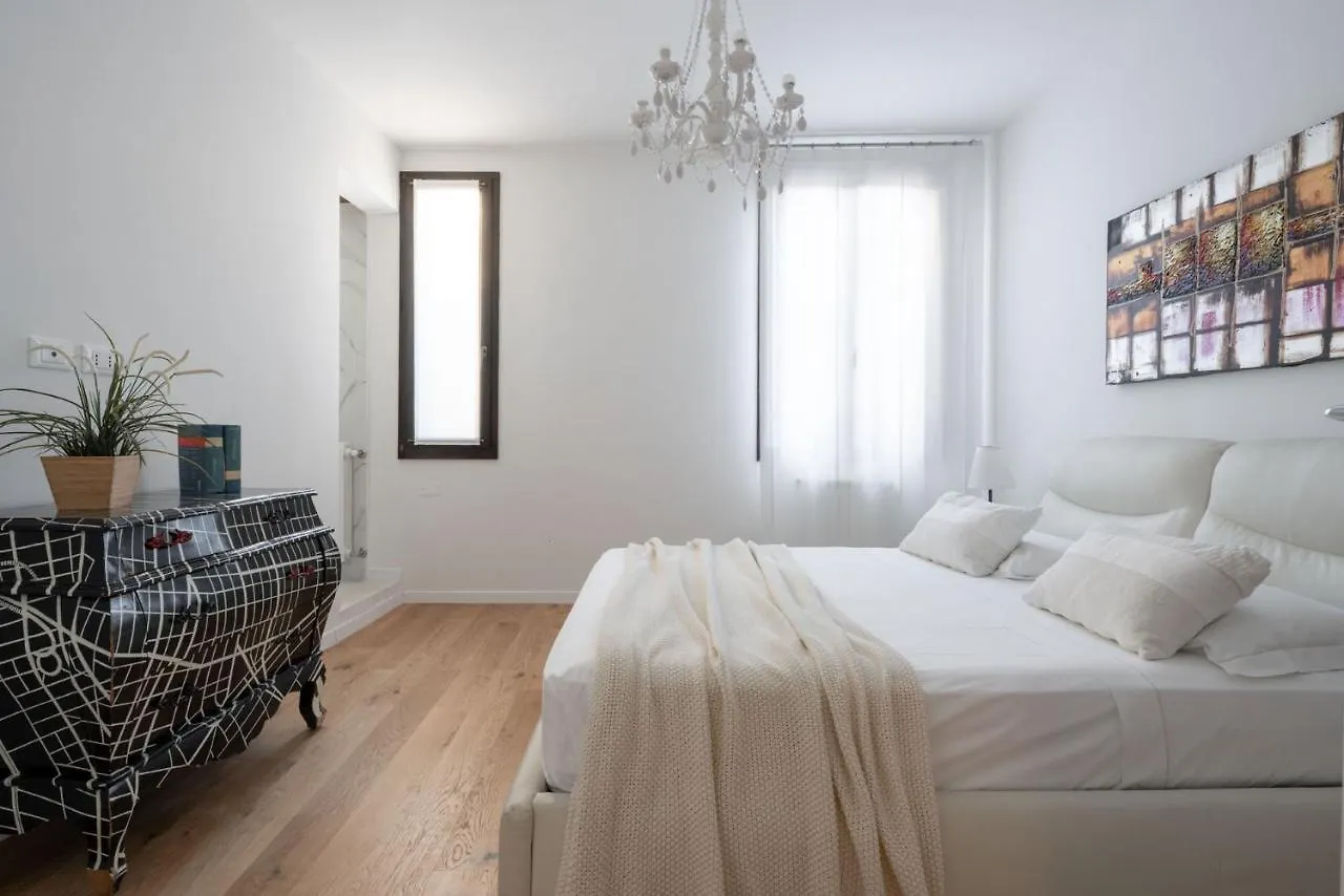 Apartament San Marco Prestige With Terrace By Wonderful Italy Wenecja