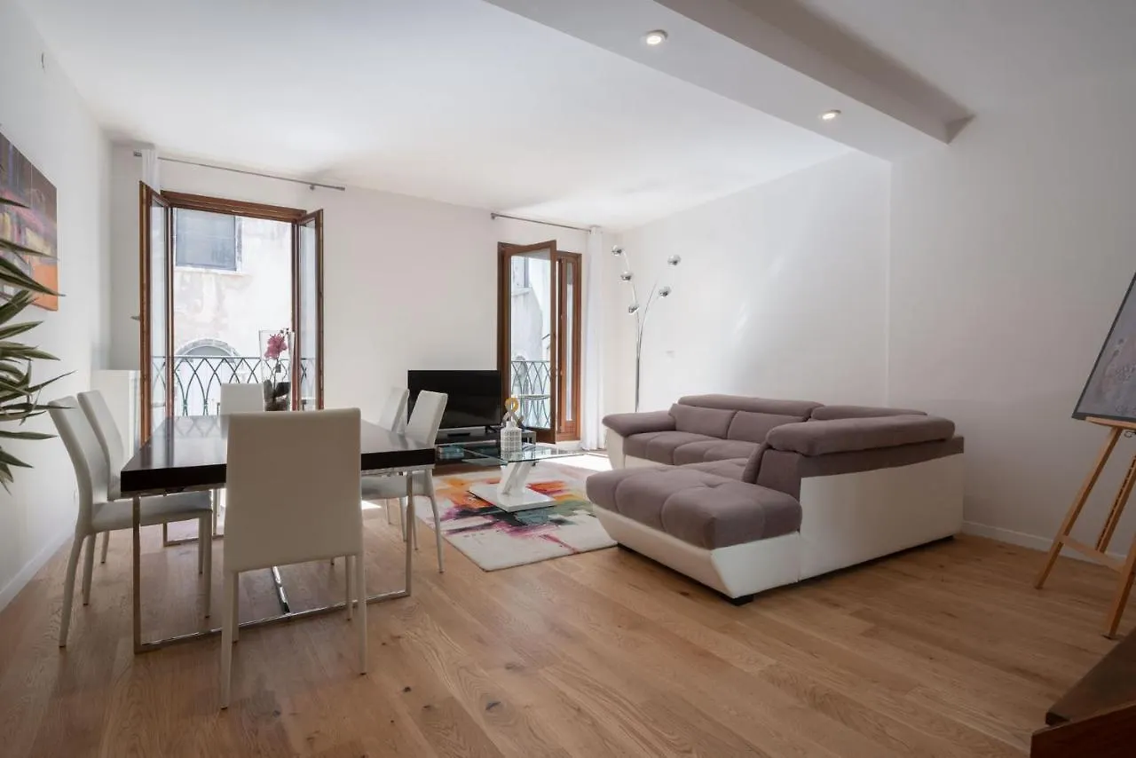 Apartament San Marco Prestige With Terrace By Wonderful Italy Wenecja 0*,  Włochy